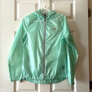 BNWOT New Balance Waterproof Jacket Womens Small Mint Green